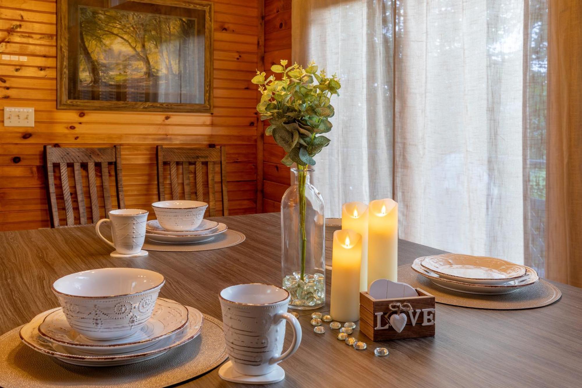 Real Log Cabin With Amazing Views, Hot Tub, Sauna, Games Gatlinburg Kültér fotó